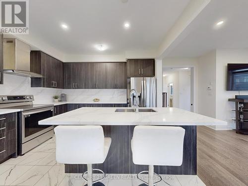 2 Ever Sweet Way, Thorold, ON - Indoor Photo Showing Kitchen With Double Sink With Upgraded Kitchen