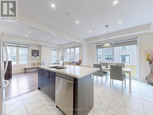 2 Ever Sweet Way, Thorold, ON - Indoor Photo Showing Kitchen With Double Sink With Upgraded Kitchen