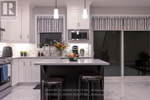 64 Burton Street, East Zorra-Tavistock, ON - Indoor Photo Showing Kitchen