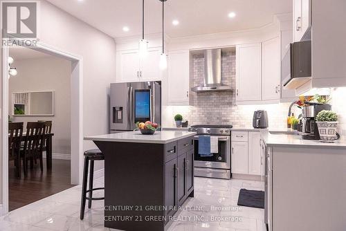 64 Burton Street, East Zorra-Tavistock, ON - Indoor Photo Showing Kitchen With Upgraded Kitchen