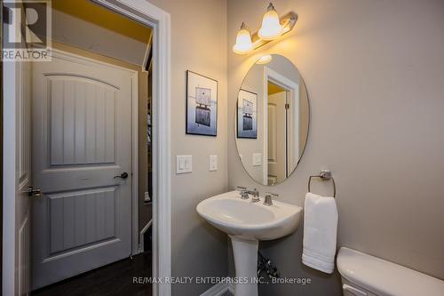 122 Hanson Crescent, Milton, ON - Indoor Photo Showing Bathroom