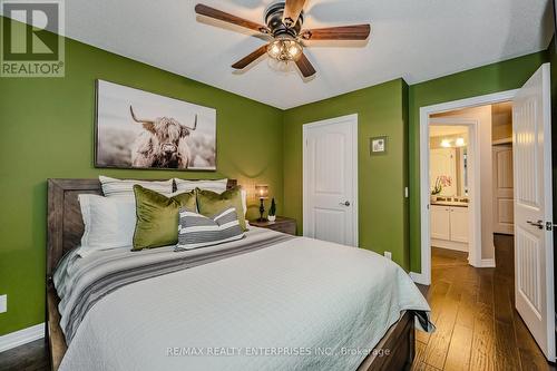 122 Hanson Crescent, Milton, ON - Indoor Photo Showing Bedroom