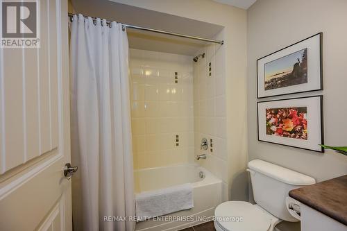 122 Hanson Crescent, Milton, ON - Indoor Photo Showing Bathroom