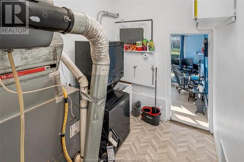 3017 Woodlawn Avenue, Windsor, ON - Indoor Photo Showing Basement