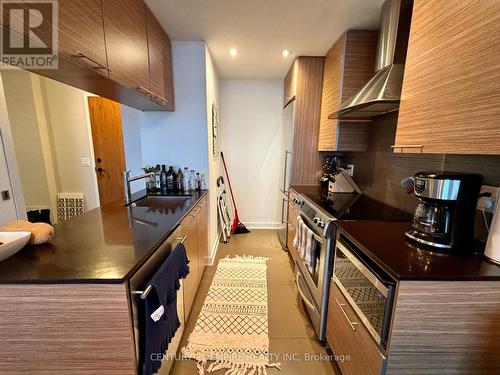 2007 - 1 Market Street, Toronto, ON - Indoor Photo Showing Kitchen