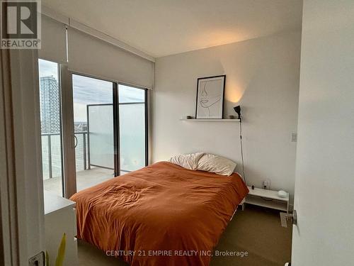 2007 - 1 Market Street, Toronto, ON - Indoor Photo Showing Bedroom