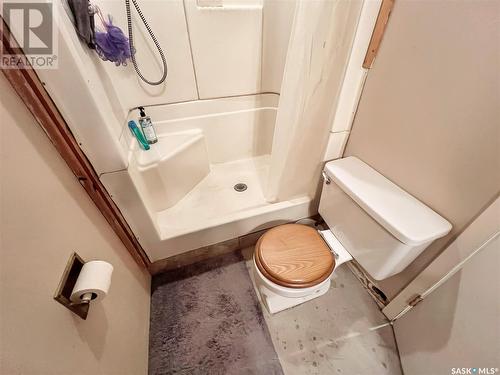 3877 Diefenbaker Drive, Saskatoon, SK - Indoor Photo Showing Bathroom