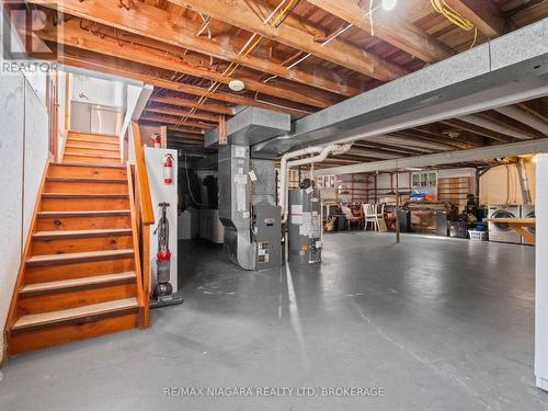 3793 West Main Street, Fort Erie (328 - Stevensville), ON - Indoor Photo Showing Basement