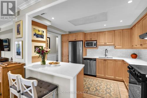 205 - 959 North River Road, Ottawa, ON - Indoor Photo Showing Kitchen With Upgraded Kitchen