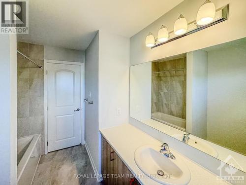 192 Robert Perry Street, North Grenville, ON - Indoor Photo Showing Bathroom