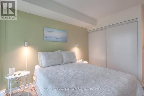 509 - 5500 Yonge Street, Toronto, ON - Indoor Photo Showing Bedroom