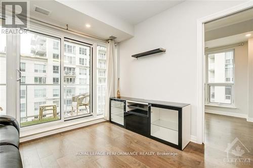 1909 - 195 Besserer Street, Ottawa, ON - Indoor Photo Showing Other Room