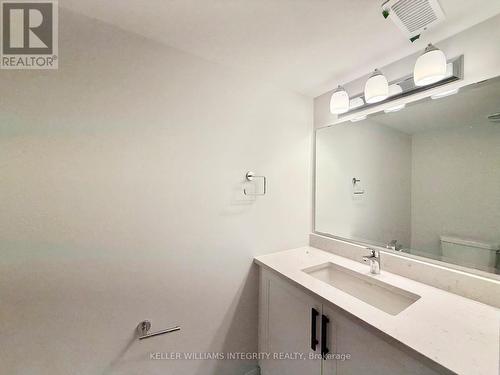 158 Invention Boulevard, Ottawa, ON - Indoor Photo Showing Bathroom