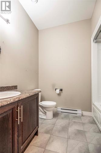 60 Seascape Drive, Paradise, NL - Indoor Photo Showing Bathroom