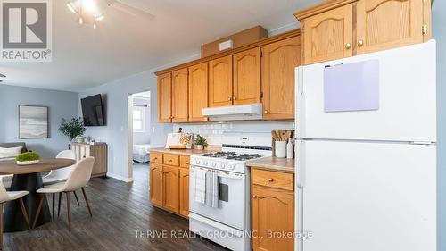 41 James Street N, Lambton Shores (Forest), ON - Indoor Photo Showing Kitchen