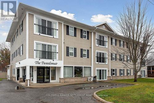 203 - 22 Welland Street, Lanark, ON - Outdoor With Facade