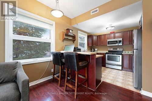 203 - 22 Welland Street, Lanark, ON - Indoor Photo Showing Kitchen