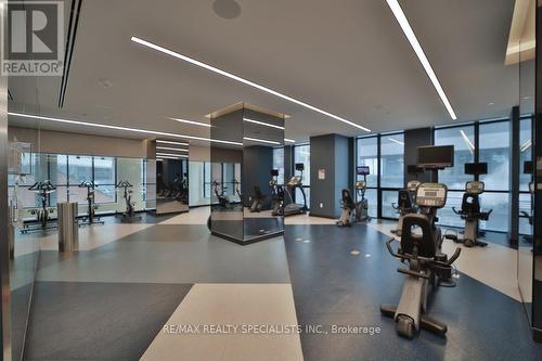 3411 - 1 Yorkville Avenue, Toronto, ON - Indoor Photo Showing Gym Room