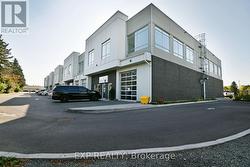 201 - 65 DENZIL DOYLE COURT  Ottawa, ON K2M 2G8