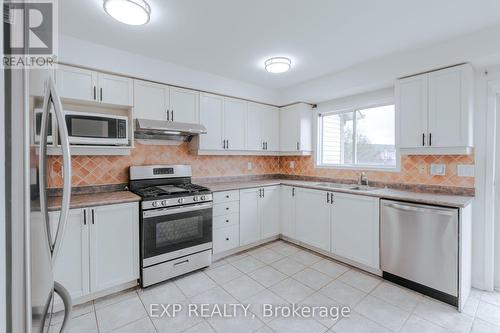 5 Schouten Crescent, Markham, ON - Indoor Photo Showing Kitchen With Stainless Steel Kitchen