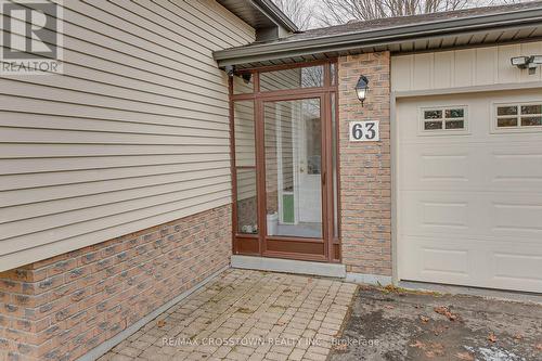 63 Bronte Crescent, Barrie, ON - Outdoor With Exterior