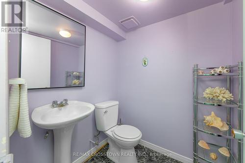 63 Bronte Crescent, Barrie, ON - Indoor Photo Showing Bathroom