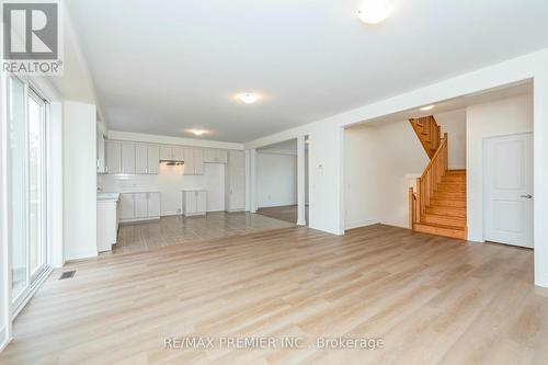 11 - 5 Hampton Lane, Barrie, ON - Indoor Photo Showing Other Room