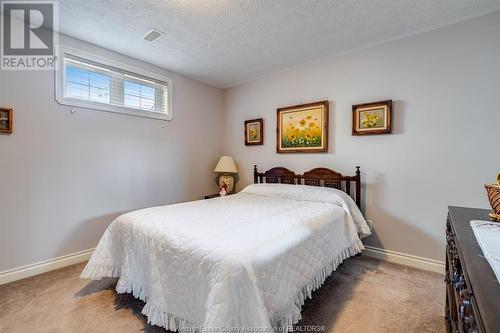 44 Queens Hill Crescent, Leamington, ON - Indoor Photo Showing Bedroom