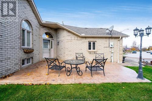 44 Queens Hill Crescent, Leamington, ON - Outdoor