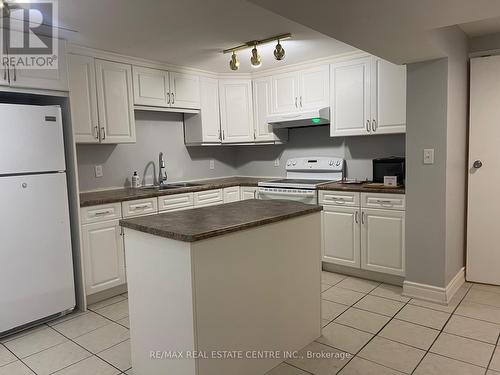 29 Halldorson Trail, Brampton, ON - Indoor Photo Showing Kitchen