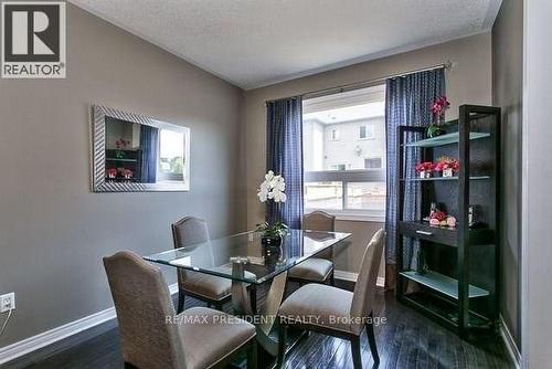 2361 Baronwood Drive, Oakville, ON - Indoor Photo Showing Dining Room