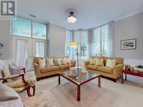 108 - 89 Skymark Drive, Toronto, ON - Indoor Photo Showing Living Room