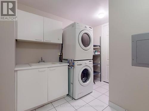 108 - 89 Skymark Drive, Toronto, ON - Indoor Photo Showing Laundry Room