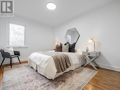 16 Elswick Road, Toronto, ON - Indoor Photo Showing Bedroom