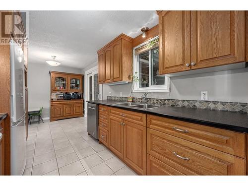 1257 Mesa Vista Drive, Ashcroft, BC - Indoor Photo Showing Kitchen With Double Sink