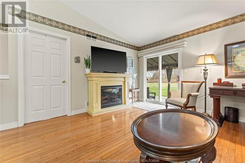 1824 Questa Drive, Windsor, ON - Indoor With Fireplace