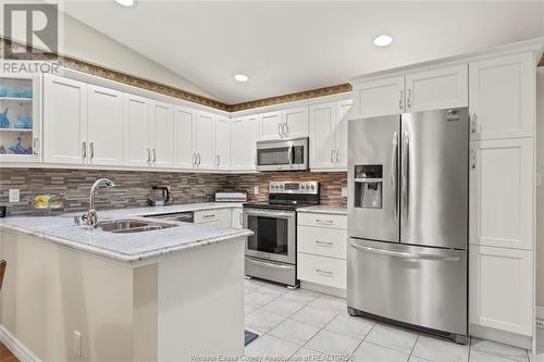 1824 Questa Drive, Windsor, ON - Indoor Photo Showing Kitchen With Double Sink