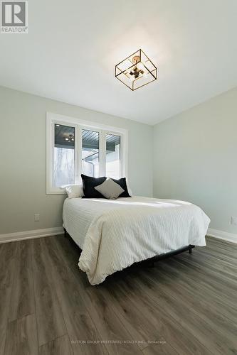 7 - 175 Glengariff Drive, Southwold (Talbotville), ON - Indoor Photo Showing Bedroom