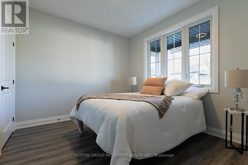 7 - 175 Glengariff Drive, Southwold (Talbotville), ON - Indoor Photo Showing Bedroom