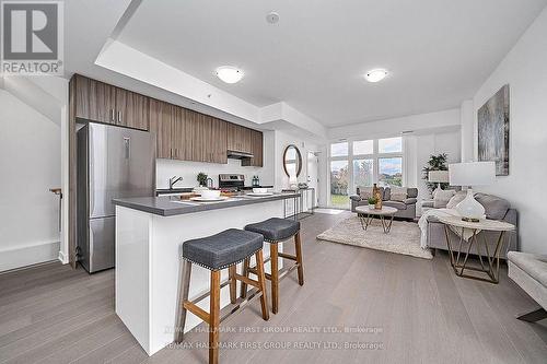 8 - 188 Angus Drive, Ajax (Northeast Ajax), ON - Indoor Photo Showing Kitchen