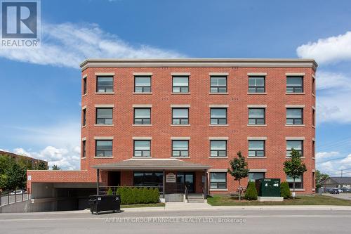 407 - 58 Glenelg Street, Kawartha Lakes (Lindsay), ON - Outdoor With Facade