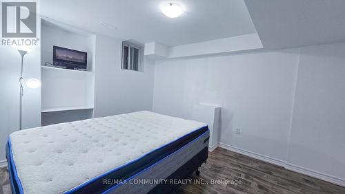 553 Hartley Boulevard, Milton, ON - Indoor Photo Showing Bedroom