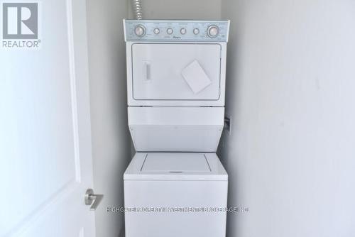 613 - 2800 Keele Street, Toronto, ON - Indoor Photo Showing Laundry Room