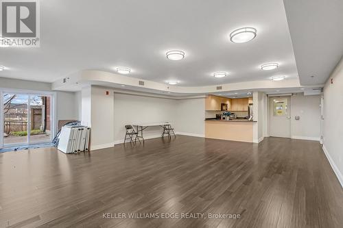 401 - 3060 Rotary Way, Burlington, ON - Indoor