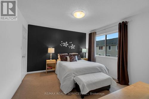 177 Decker Hollow Circle, Brampton, ON - Indoor Photo Showing Bedroom