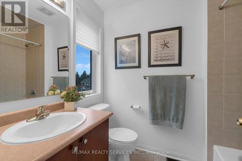 177 Decker Hollow Circle, Brampton, ON - Indoor Photo Showing Bathroom