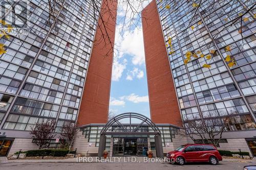 1616 - 4185 Shipp Drive, Mississauga, ON - Outdoor