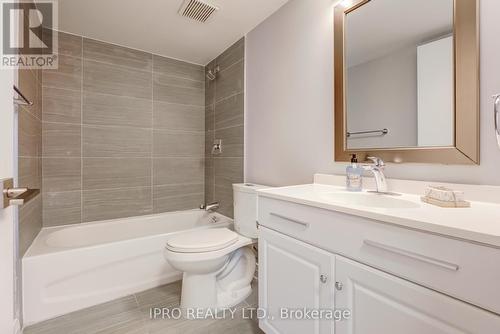 1616 - 4185 Shipp Drive, Mississauga, ON - Indoor Photo Showing Bathroom