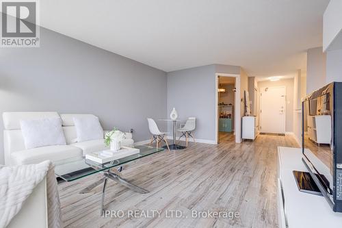 1616 - 4185 Shipp Drive, Mississauga, ON - Indoor Photo Showing Other Room