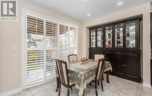 3183 Daisy Way, Oakville, ON - Indoor Photo Showing Dining Room